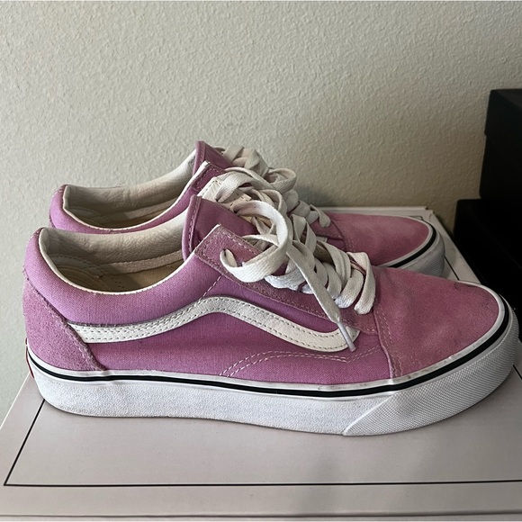 Lace up purple vans !! - Picture 2 of 6